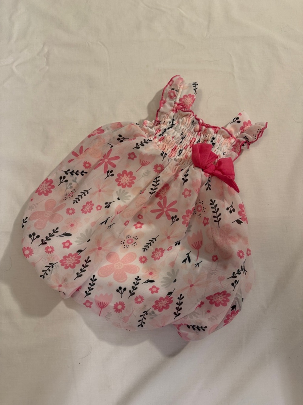 5/$15 Bon Bebe Pink Floral Romper with Bow Accent size 6-9 month